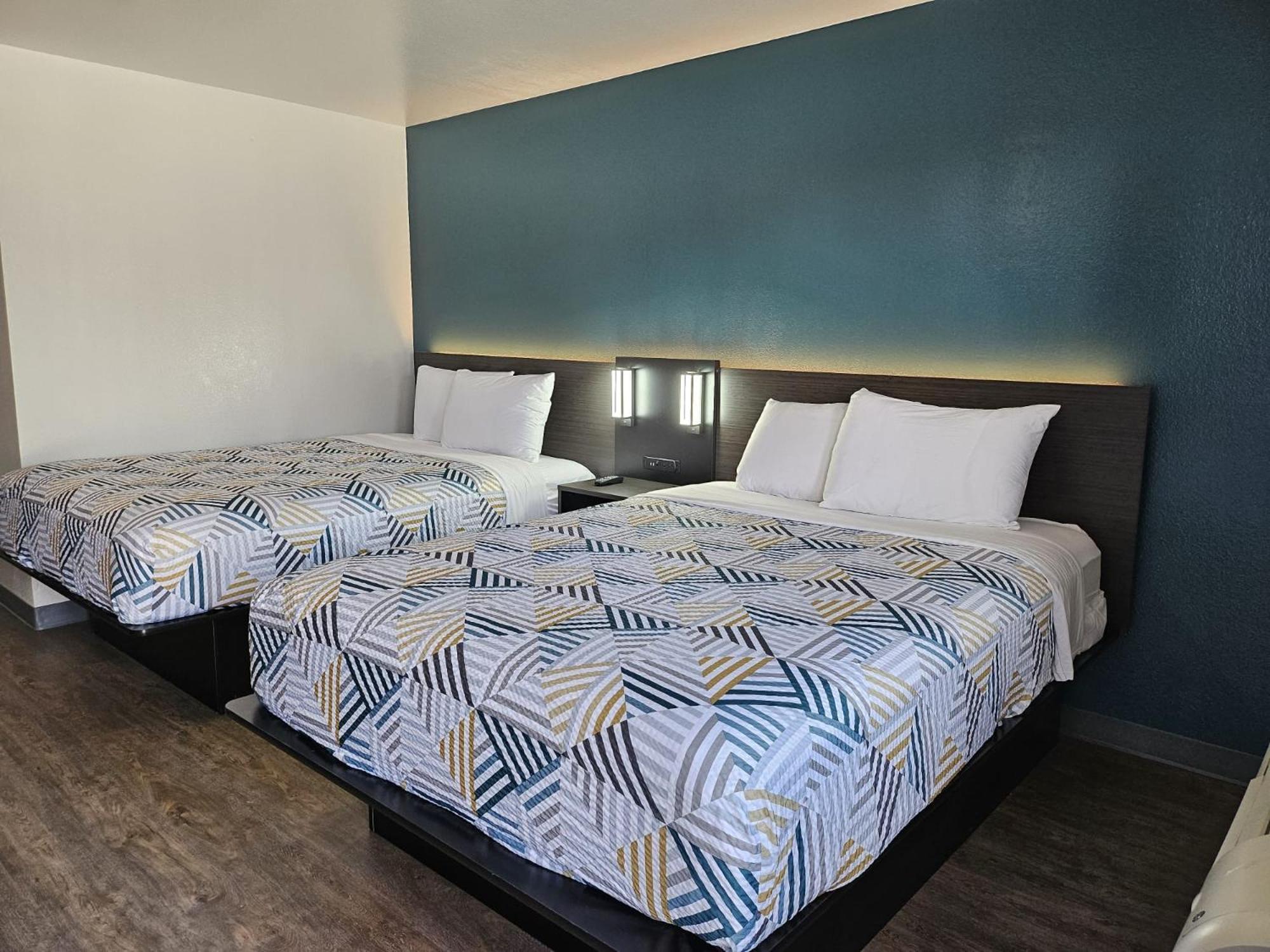 6-westminster, Ca - North Hotel 2*